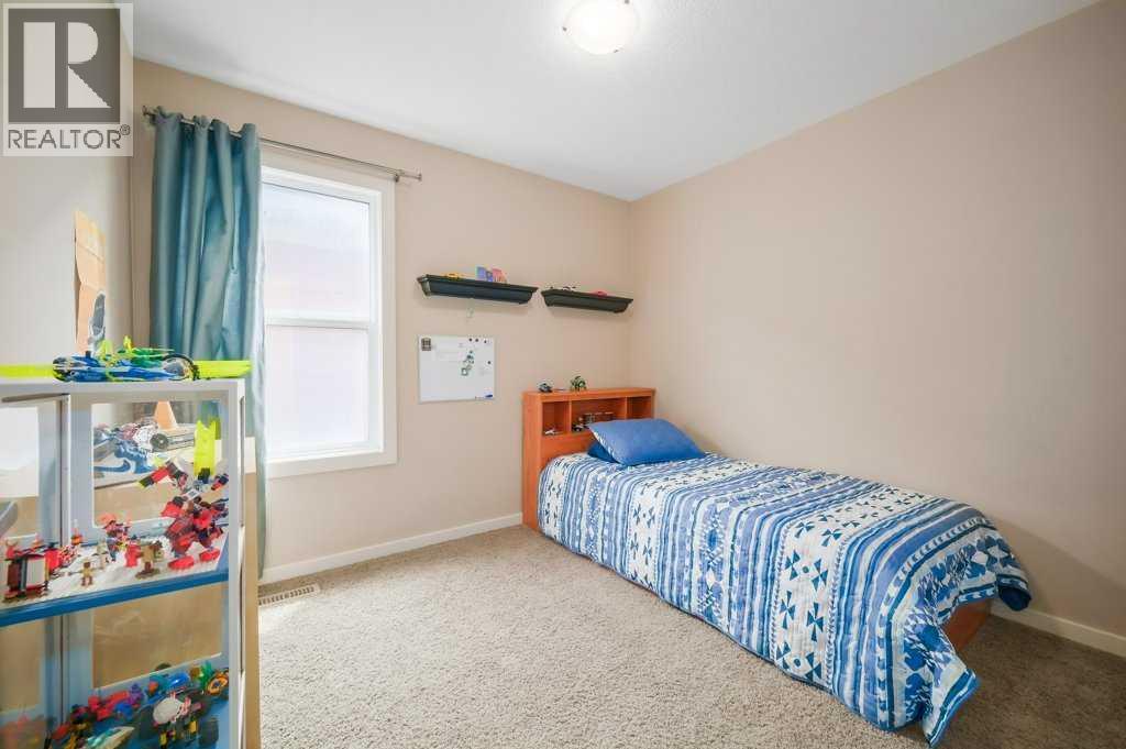 Photo 24 of 401 Mahogany Court Se, Calgary AB
