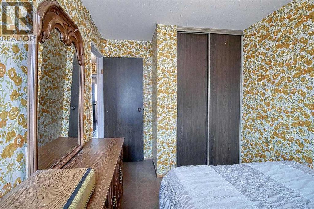 Single Family House for Sale in   Pennsylvania Road SE Penbrooke Meadows Calgary 