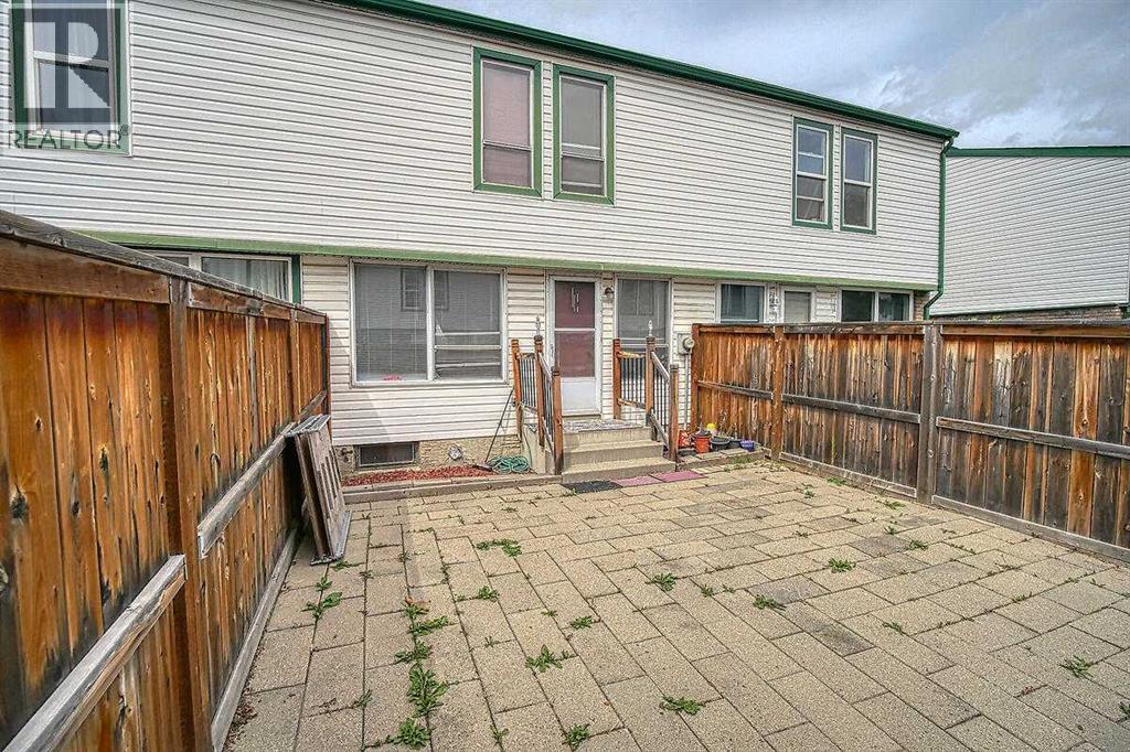 Single Family House for Sale in   Pennsylvania Road SE Penbrooke Meadows Calgary 