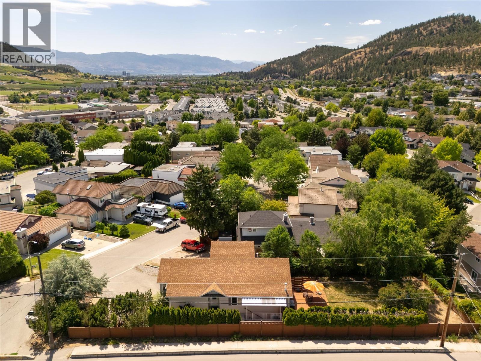 Photo 17 of 100 Verna Court, Kelowna BC