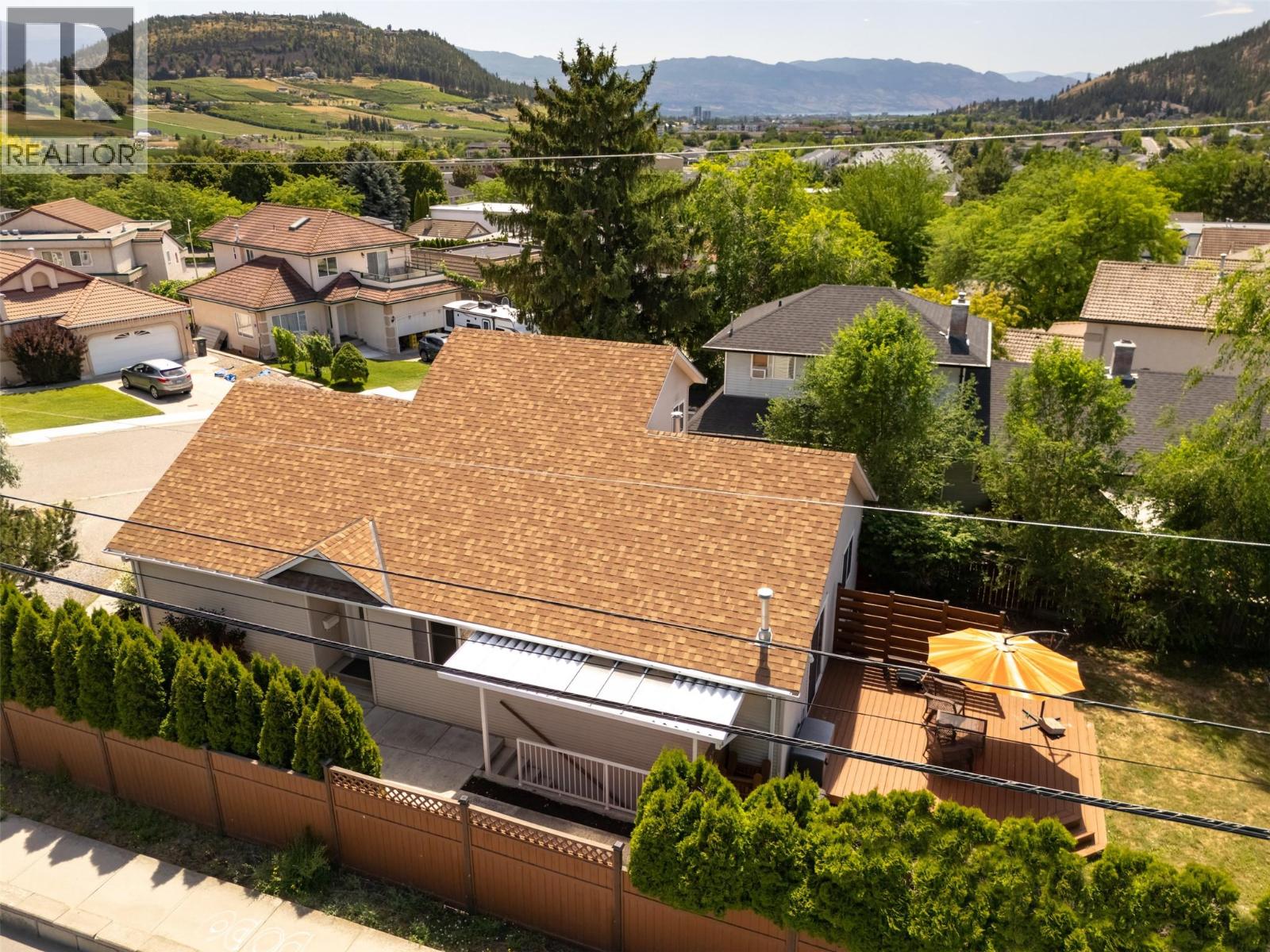 Photo 5 of 100 Verna Court, Kelowna BC