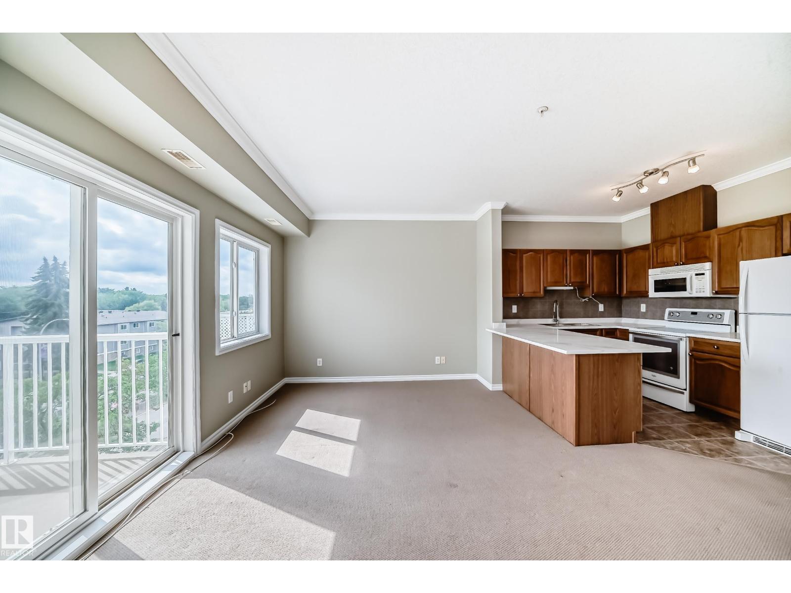 Photo 17 of 423 8528 82 Av Nw, Edmonton AB