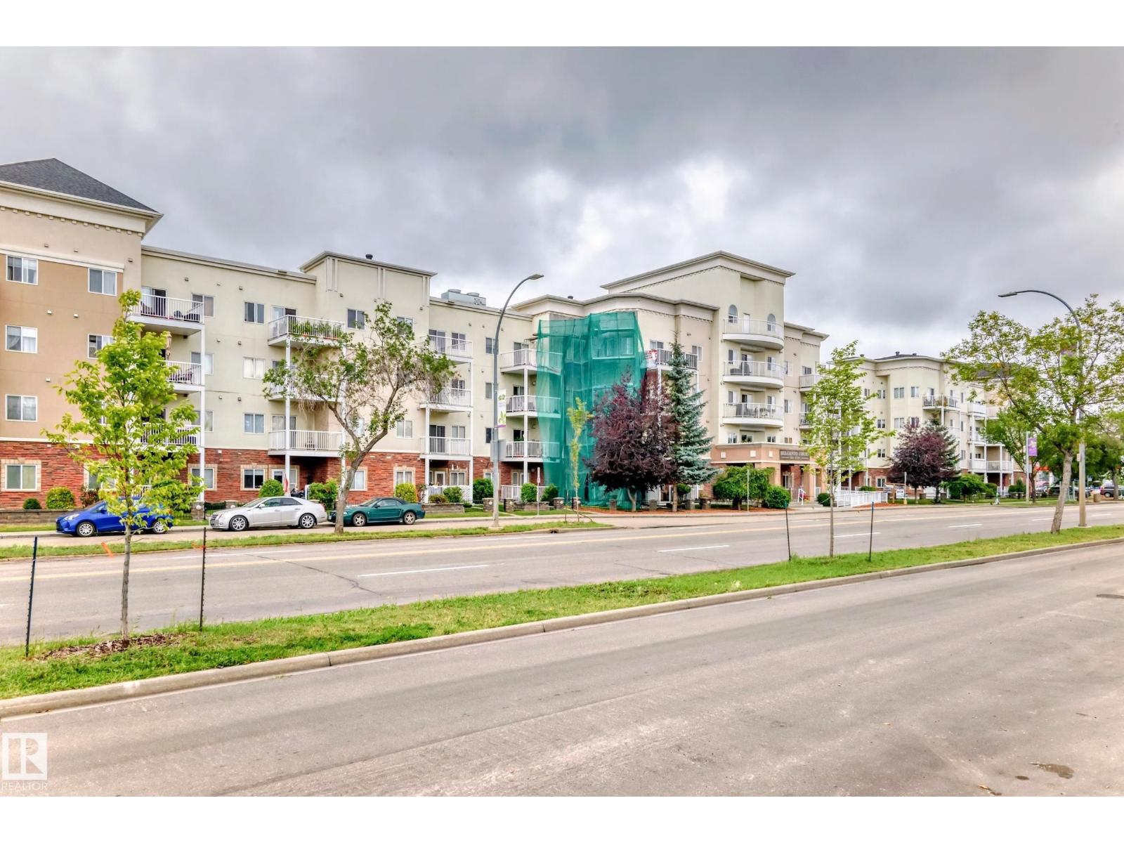 Photo 2 of 423 8528 82 Av Nw, Edmonton AB