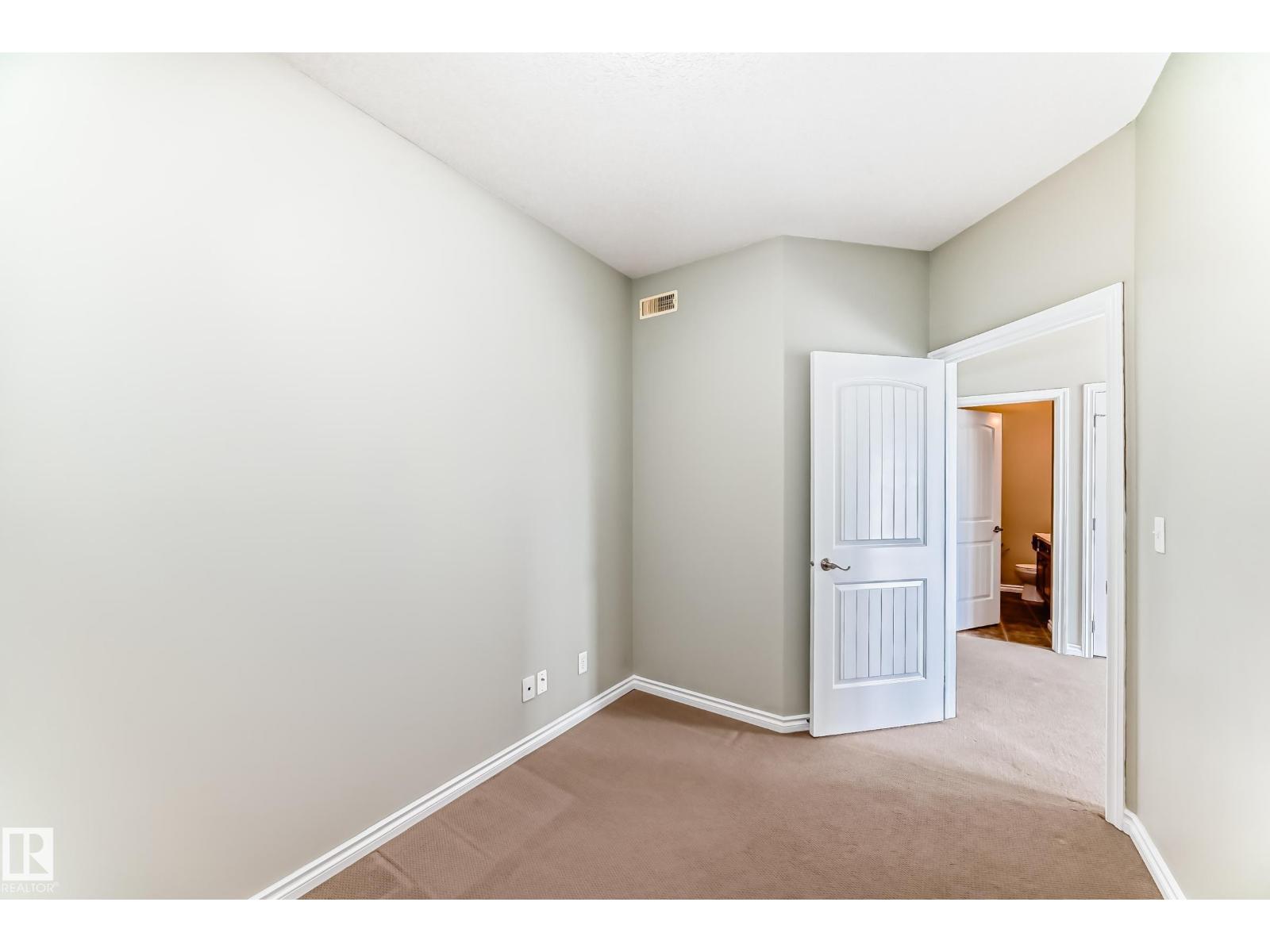 Photo 37 of 423 8528 82 Av Nw, Edmonton AB