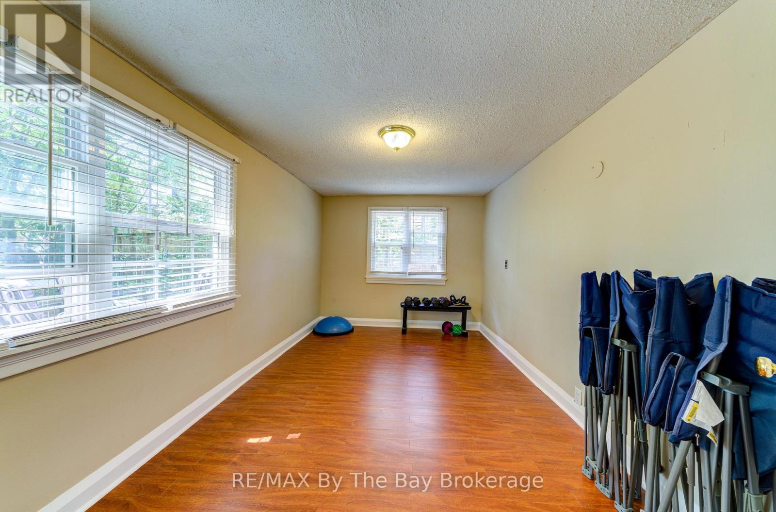 Photo 23 of 110 24th Street N, Wasaga Beach ON