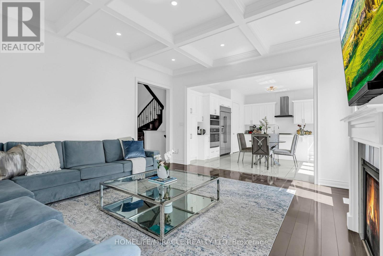 Photo 23 of 9 Galen Crescent, Vaughan ON