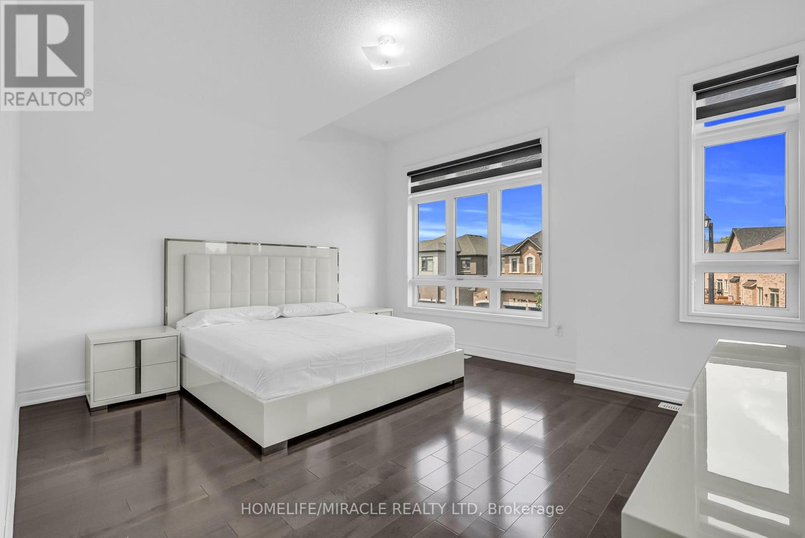 Photo 39 of 9 Galen Crescent, Vaughan ON