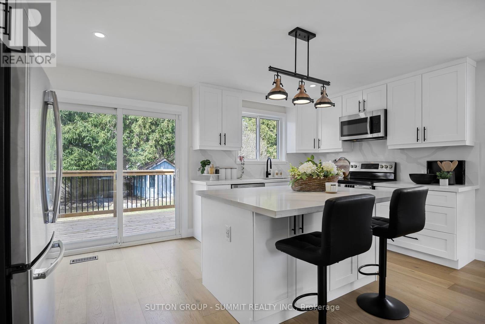 Photo 22 of 124 King Street S, New Tecumseth ON