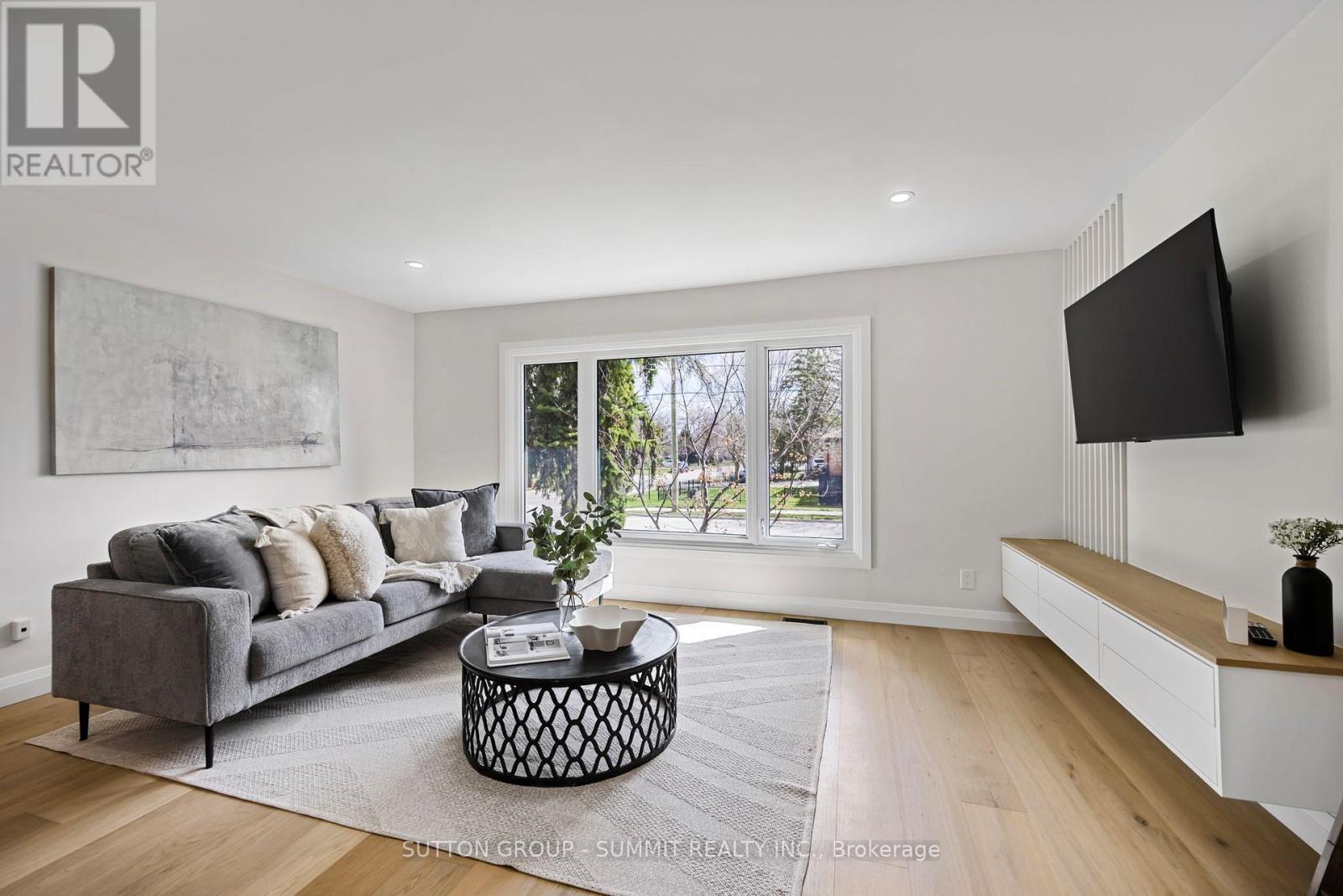 Photo 10 of 124 King Street S, New Tecumseth ON