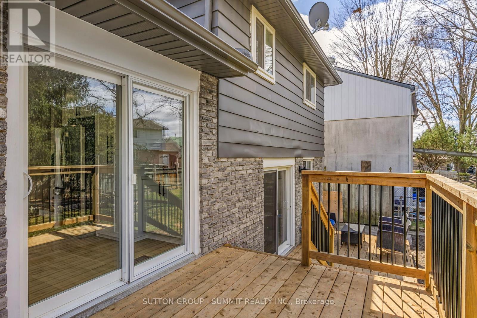 Photo 32 of 124 King Street S, New Tecumseth ON