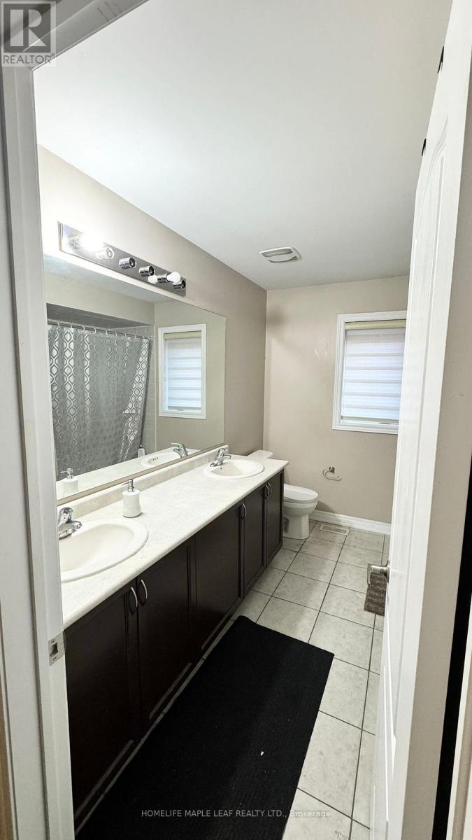 Photo 7 of 8 Ricardo Road, Brampton ON