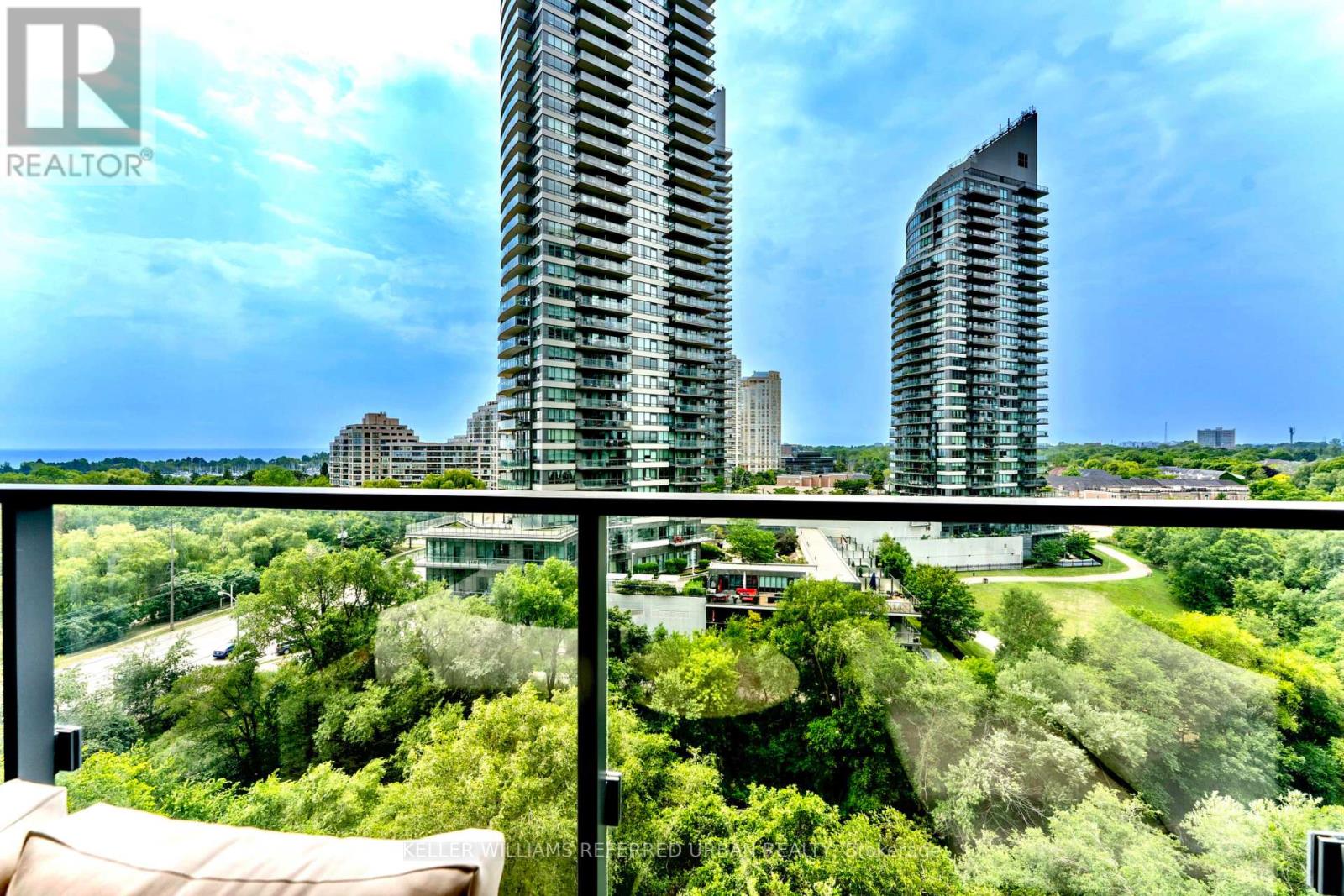 Photo 25 of 1005 2212 Lake Shore Boulevard W, Toronto ON