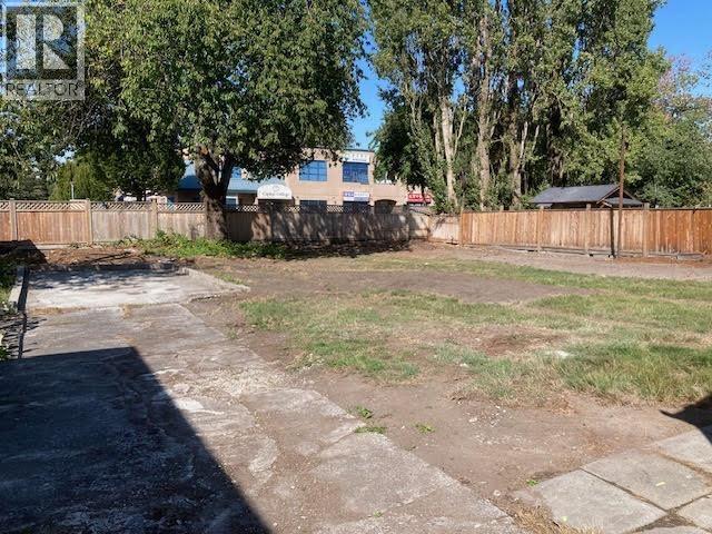 Photo 5 of 8351 Brownell Road, Richmond BC