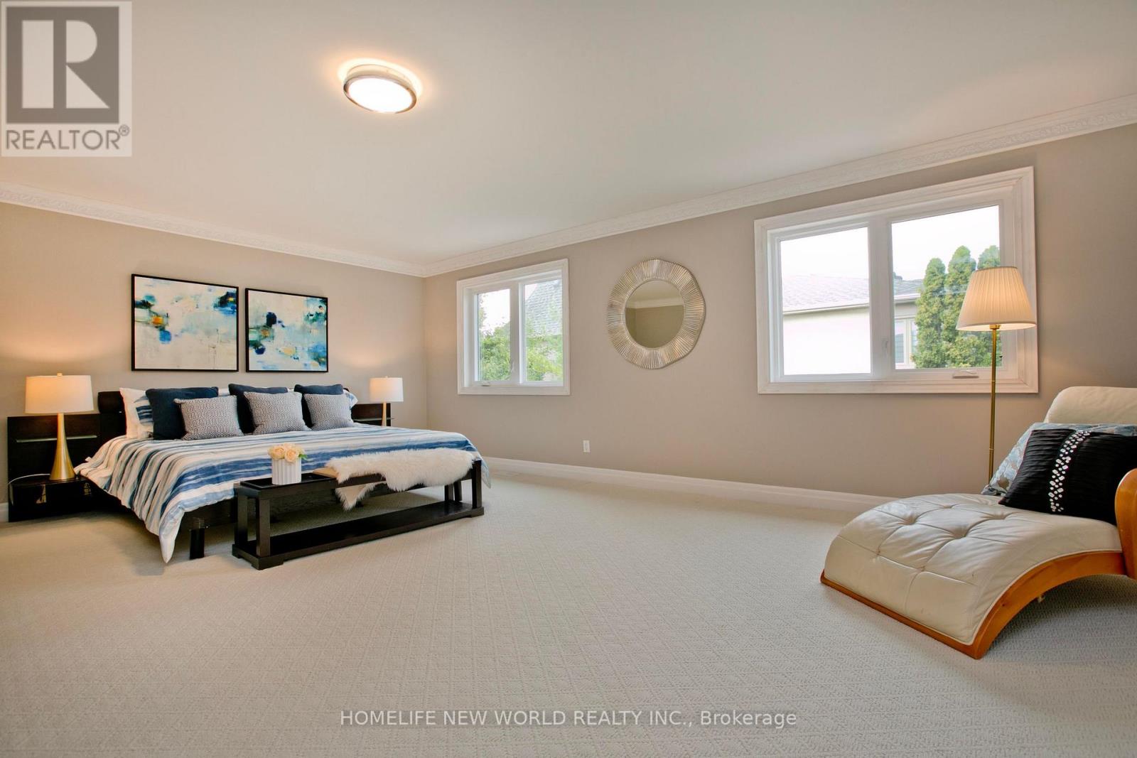 Photo 15 of 64 Clarendon Drive, Richmond Hill ON