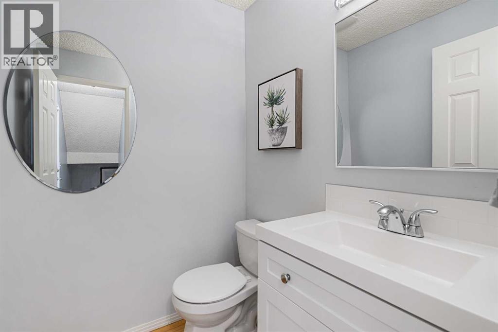 Single Family House for Sale in   Berwick Crescent NW Beddington Heights Calgary 