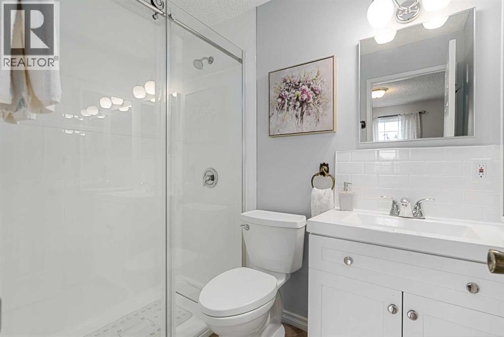 Single Family House for Sale in   Berwick Crescent NW Beddington Heights Calgary 