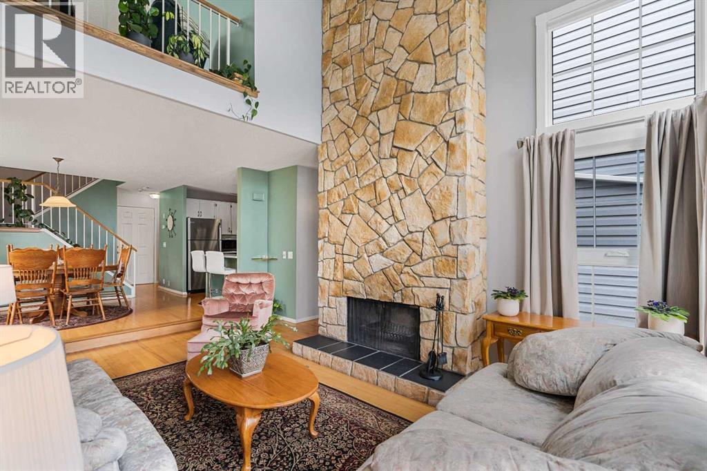 Single Family House for Sale in   Berwick Crescent NW Beddington Heights Calgary 