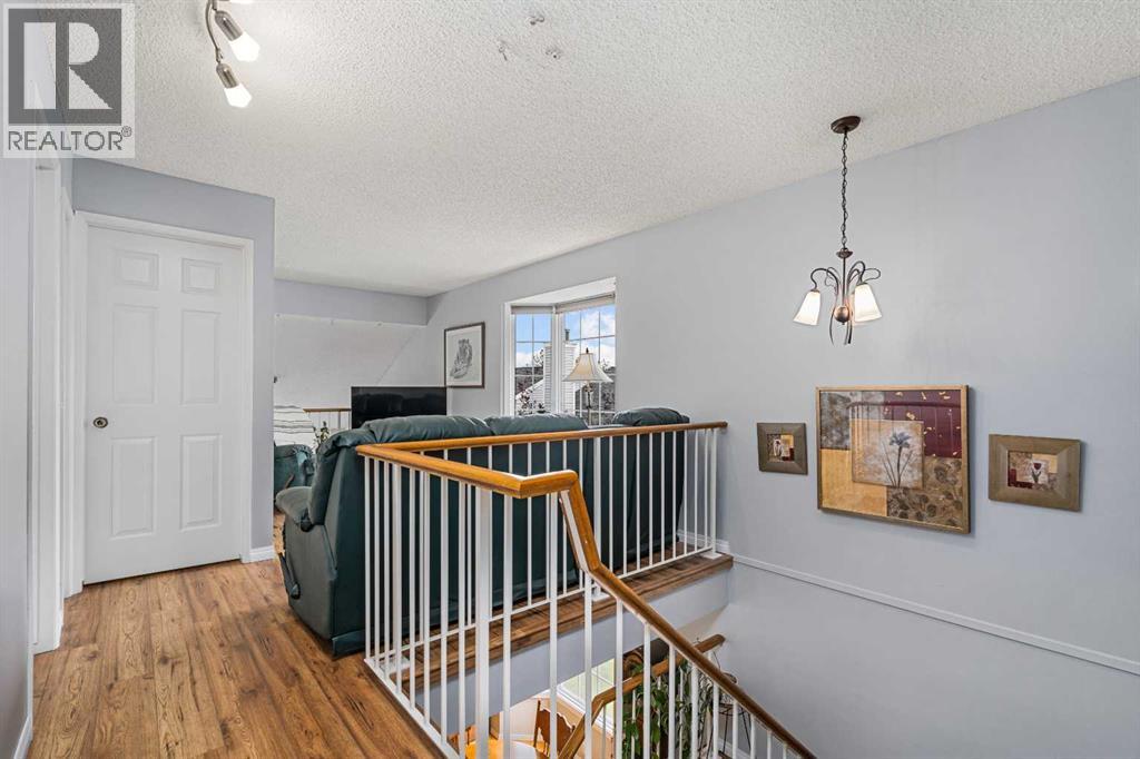 Single Family House for Sale in   Berwick Crescent NW Beddington Heights Calgary 