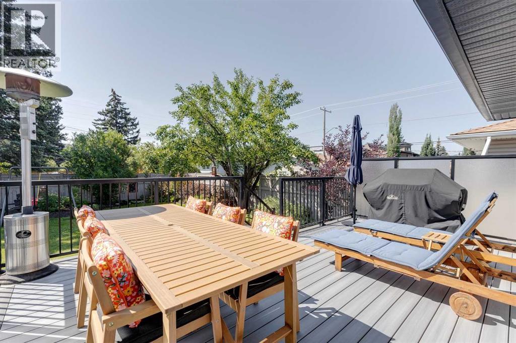 Single Family House Bungalow for Sale in  Spruce Bank Crescent SW Spruce Cliff Calgary 