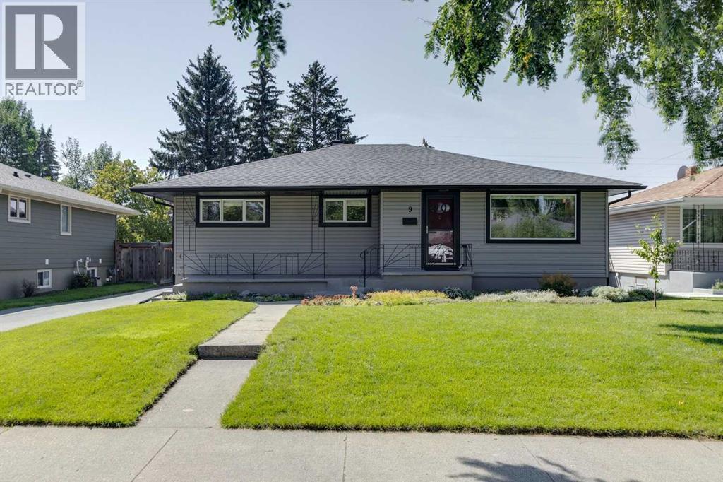 9 Spruce Bank Crescent SW, Calgary, Alberta