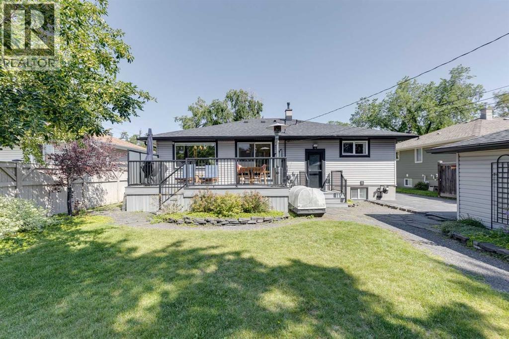Single Family House Bungalow for Sale in  Spruce Bank Crescent SW Spruce Cliff Calgary 