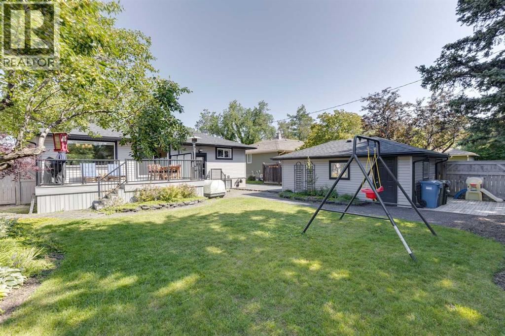 Single Family House Bungalow for Sale in  Spruce Bank Crescent SW Spruce Cliff Calgary 