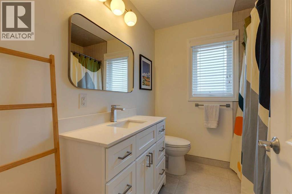 Single Family House Bungalow for Sale in  Spruce Bank Crescent SW Spruce Cliff Calgary 