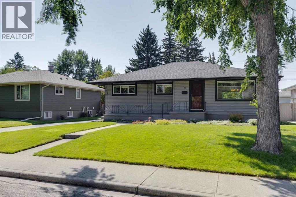 Single Family House Bungalow for Sale in  Spruce Bank Crescent SW Spruce Cliff Calgary 