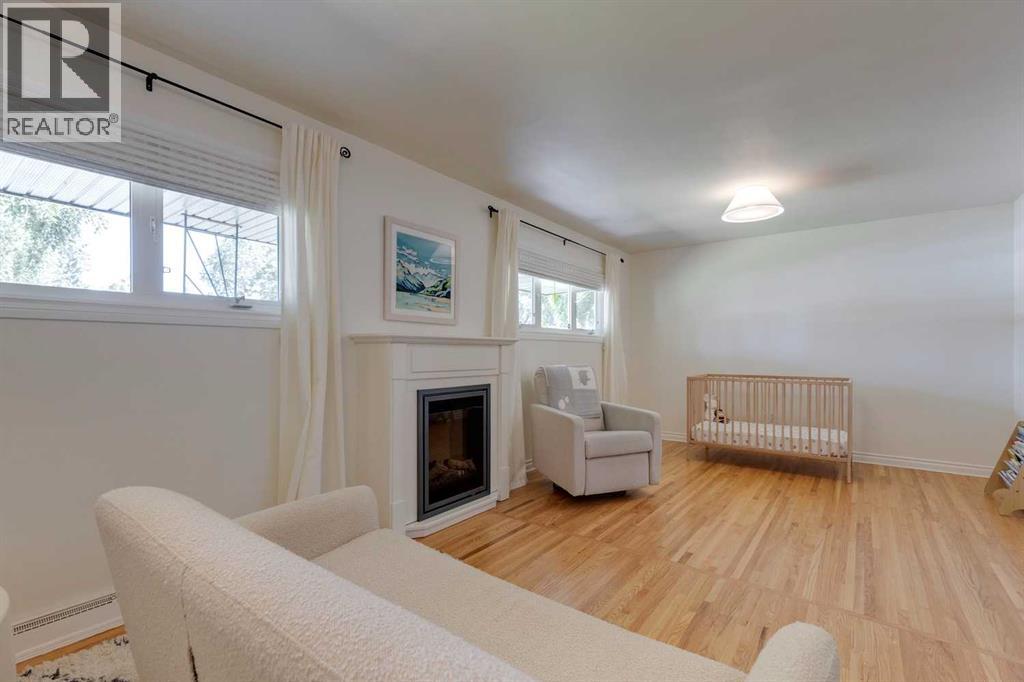Single Family House Bungalow for Sale in  Spruce Bank Crescent SW Spruce Cliff Calgary 