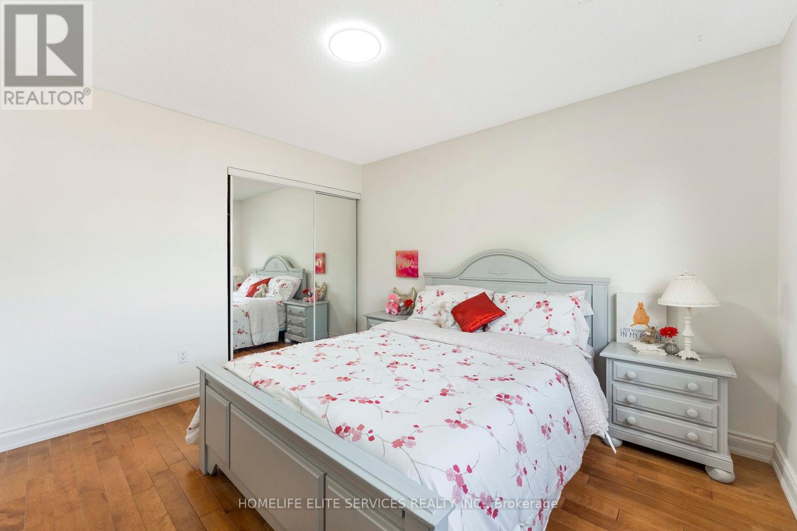 Photo 24 of 13 Atkinson Court, Ajax ON