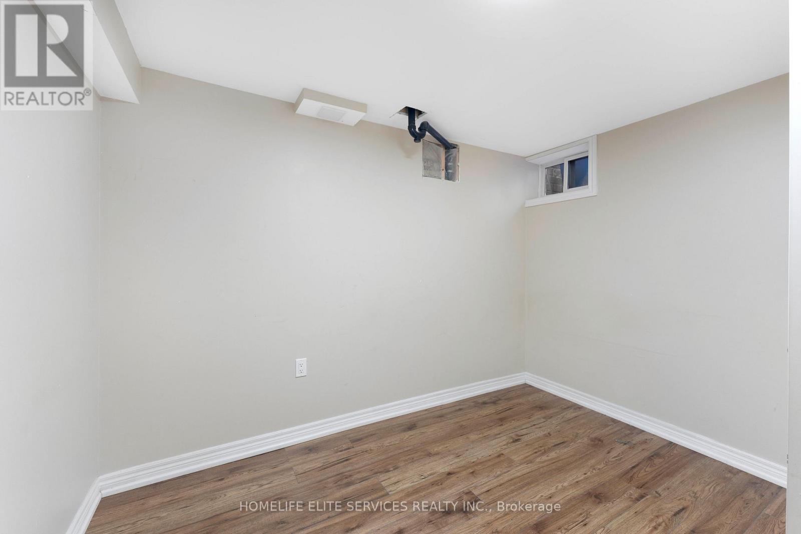 Photo 33 of 13 Atkinson Court, Ajax ON