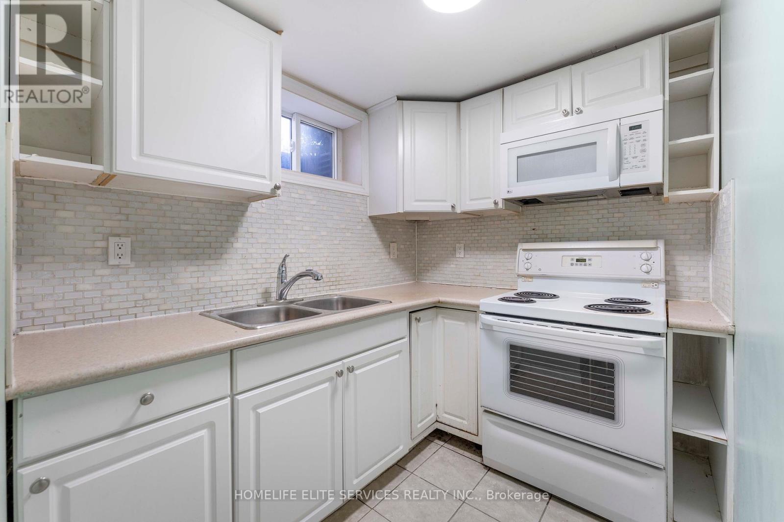 Photo 38 of 13 Atkinson Court, Ajax ON