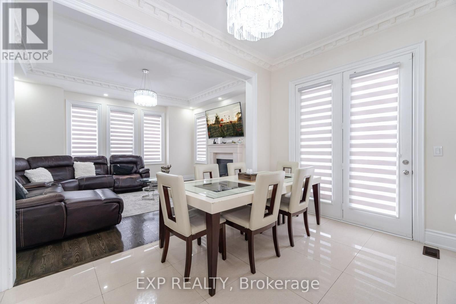 Photo 14 of 190 Torrey Pines Road, Vaughan ON