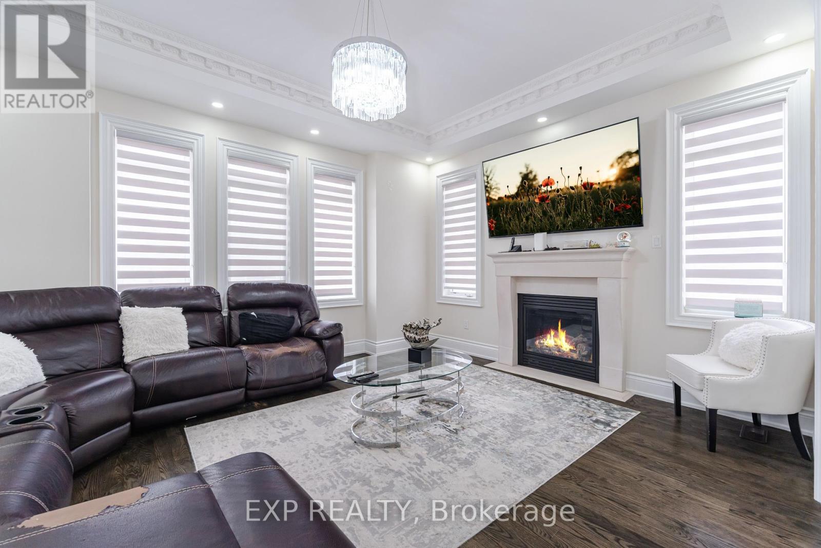 Photo 15 of 190 Torrey Pines Road, Vaughan ON
