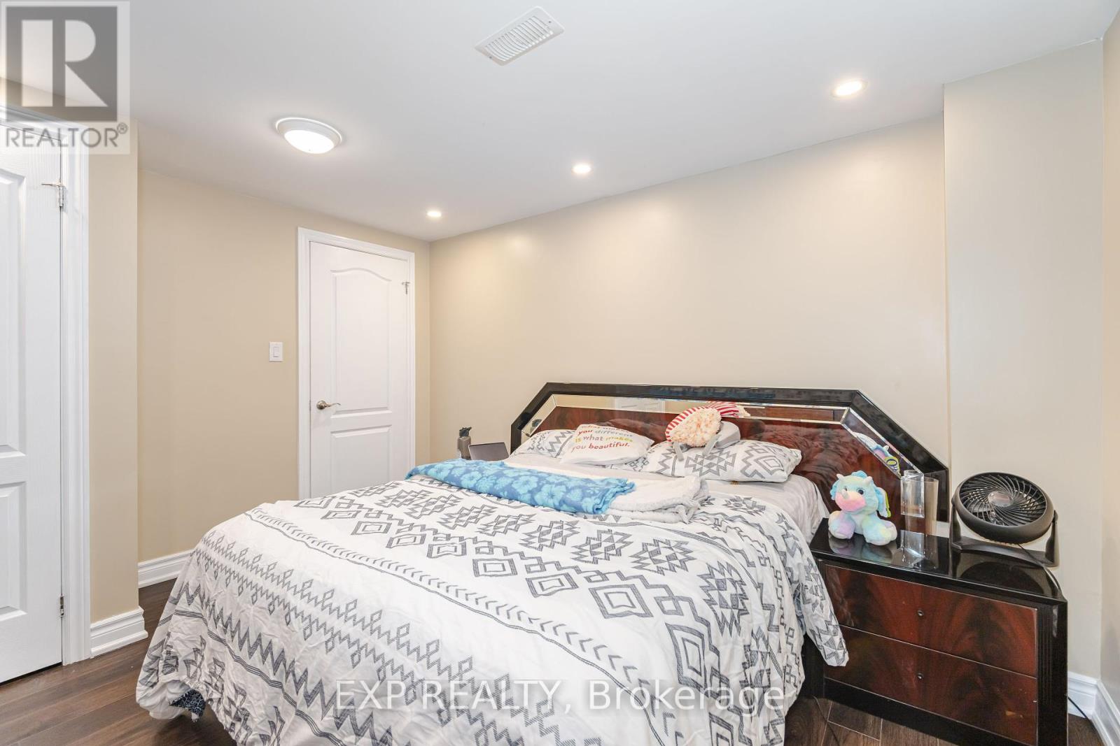 Photo 43 of 190 Torrey Pines Road, Vaughan ON