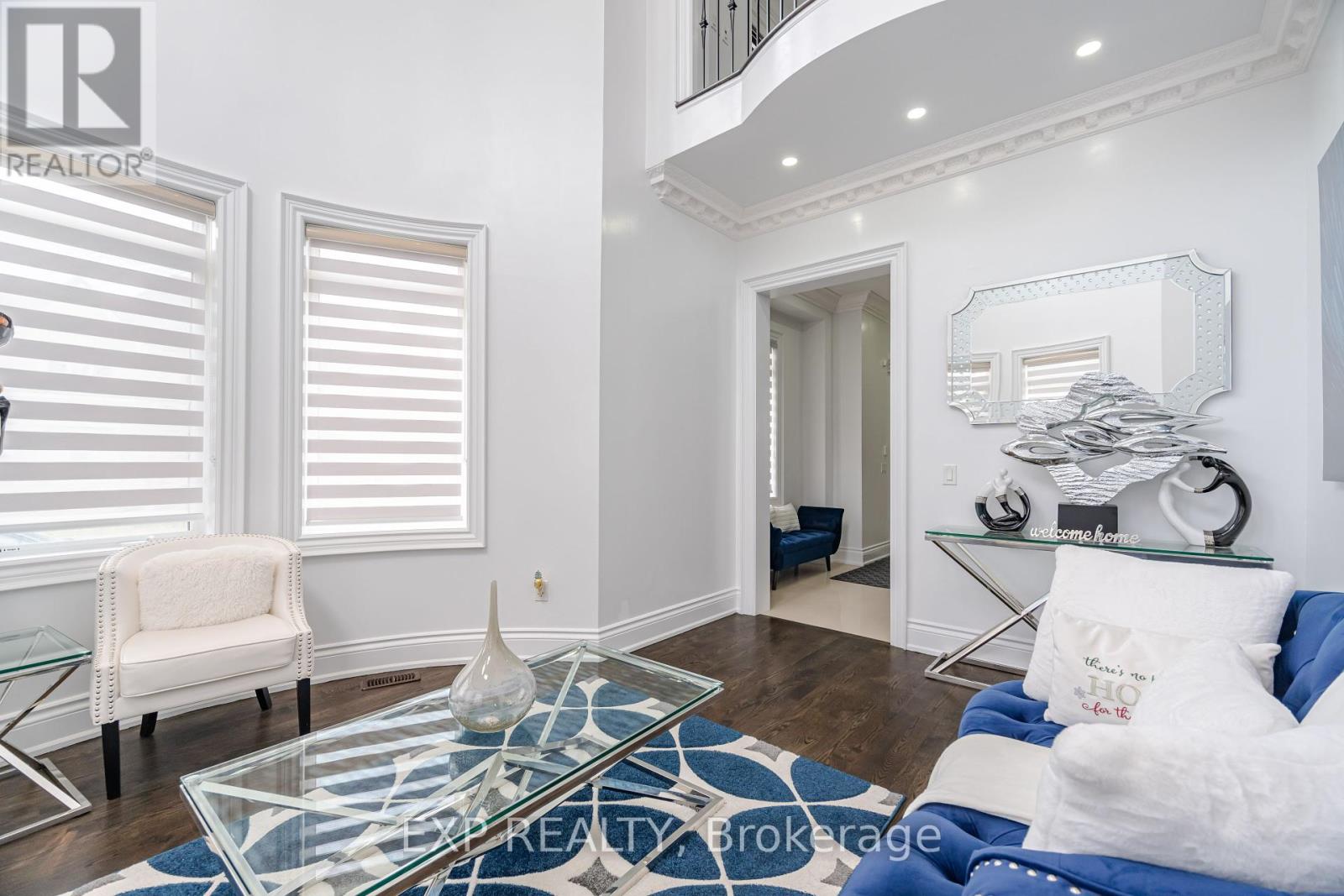 Photo 8 of 190 Torrey Pines Road, Vaughan ON
