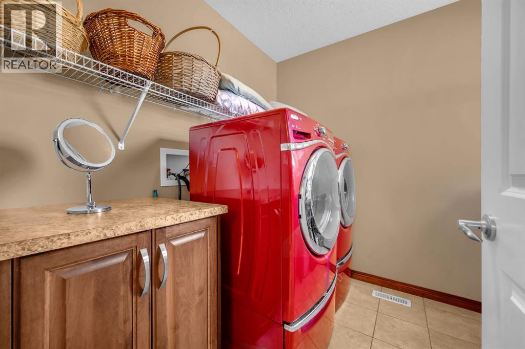 Photo 29 of 1011 Kings Heights Road Se, Airdrie AB