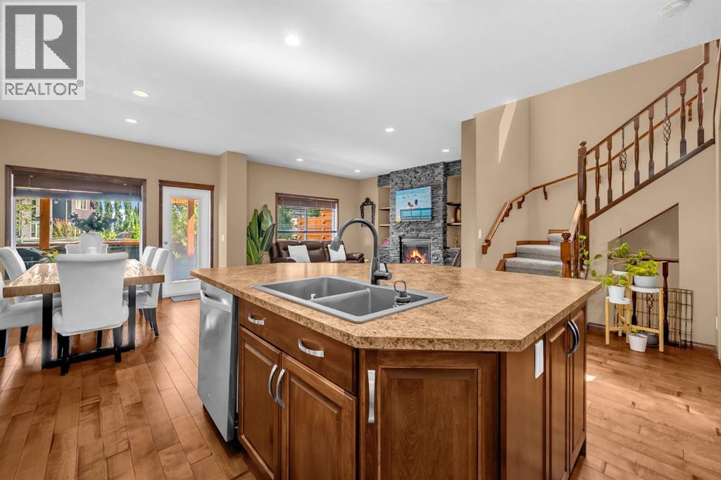 Photo 11 of 1011 Kings Heights Road Se, Airdrie AB