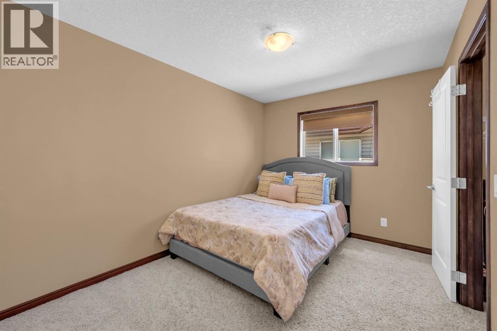 Photo 19 of 1011 Kings Heights Road Se, Airdrie AB