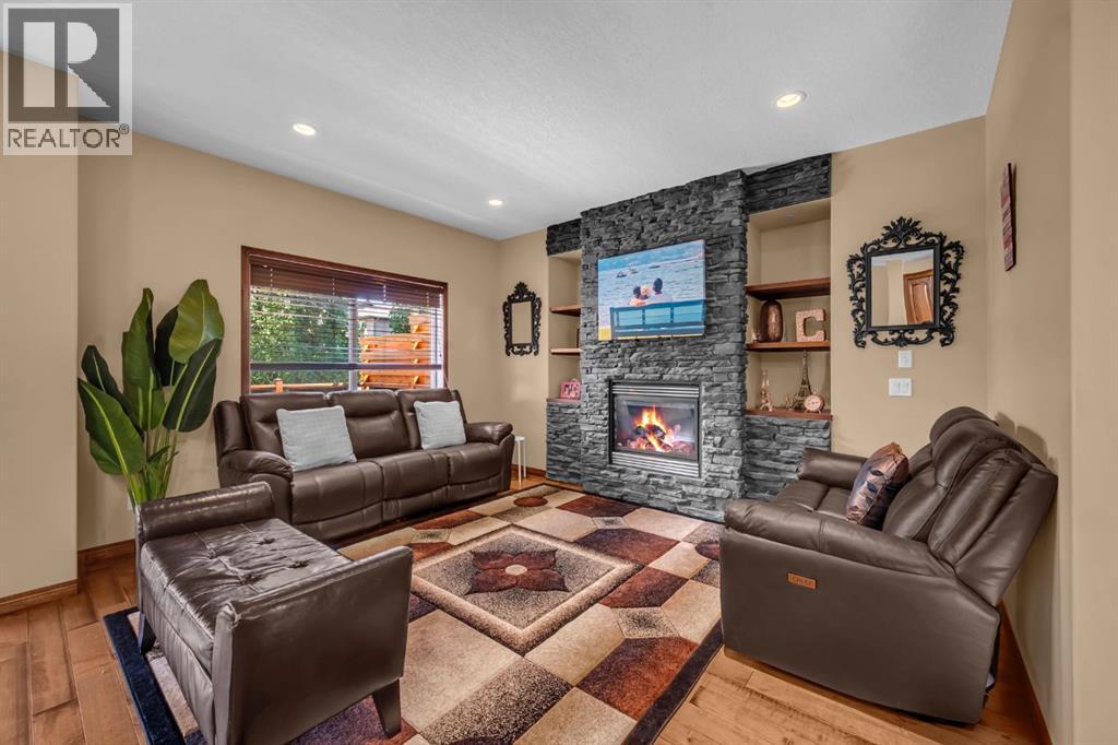 Photo 9 of 1011 Kings Heights Road Se, Airdrie AB