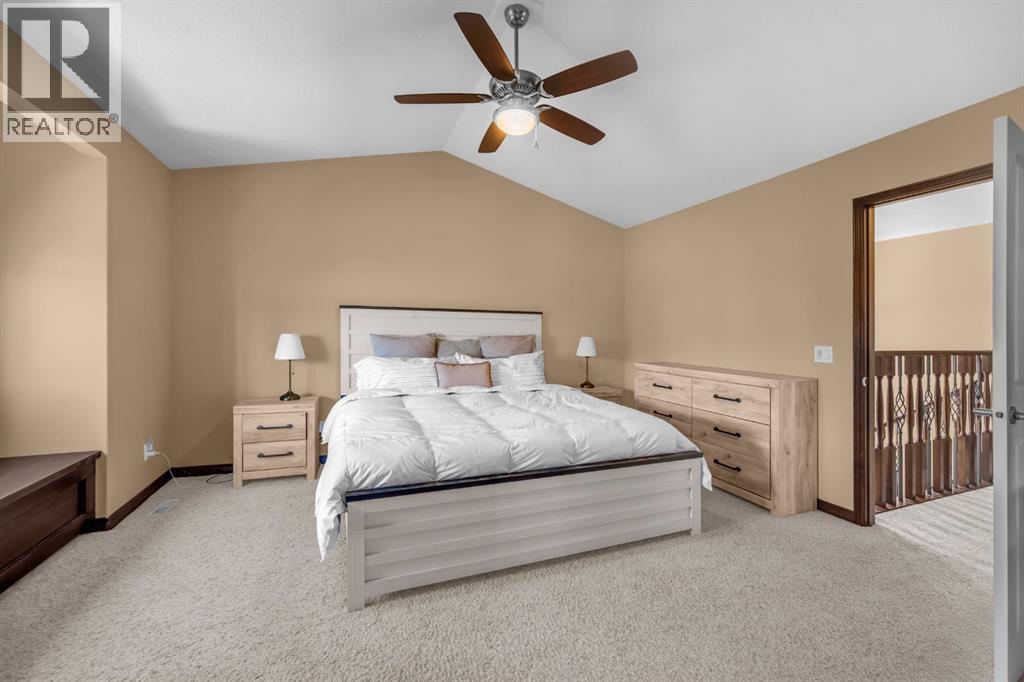 Photo 24 of 1011 Kings Heights Road Se, Airdrie AB
