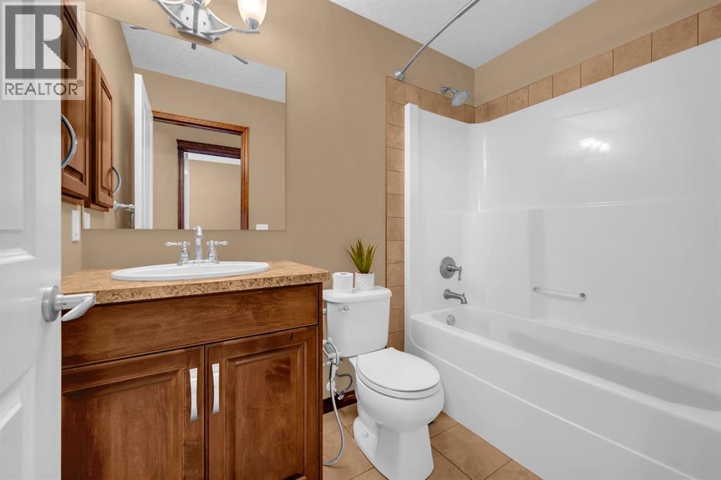 Photo 37 of 1011 Kings Heights Road Se, Airdrie AB