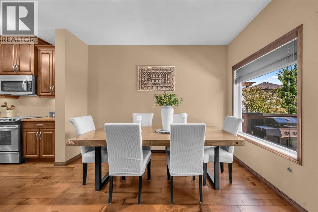 Photo 8 of 1011 Kings Heights Road Se, Airdrie AB