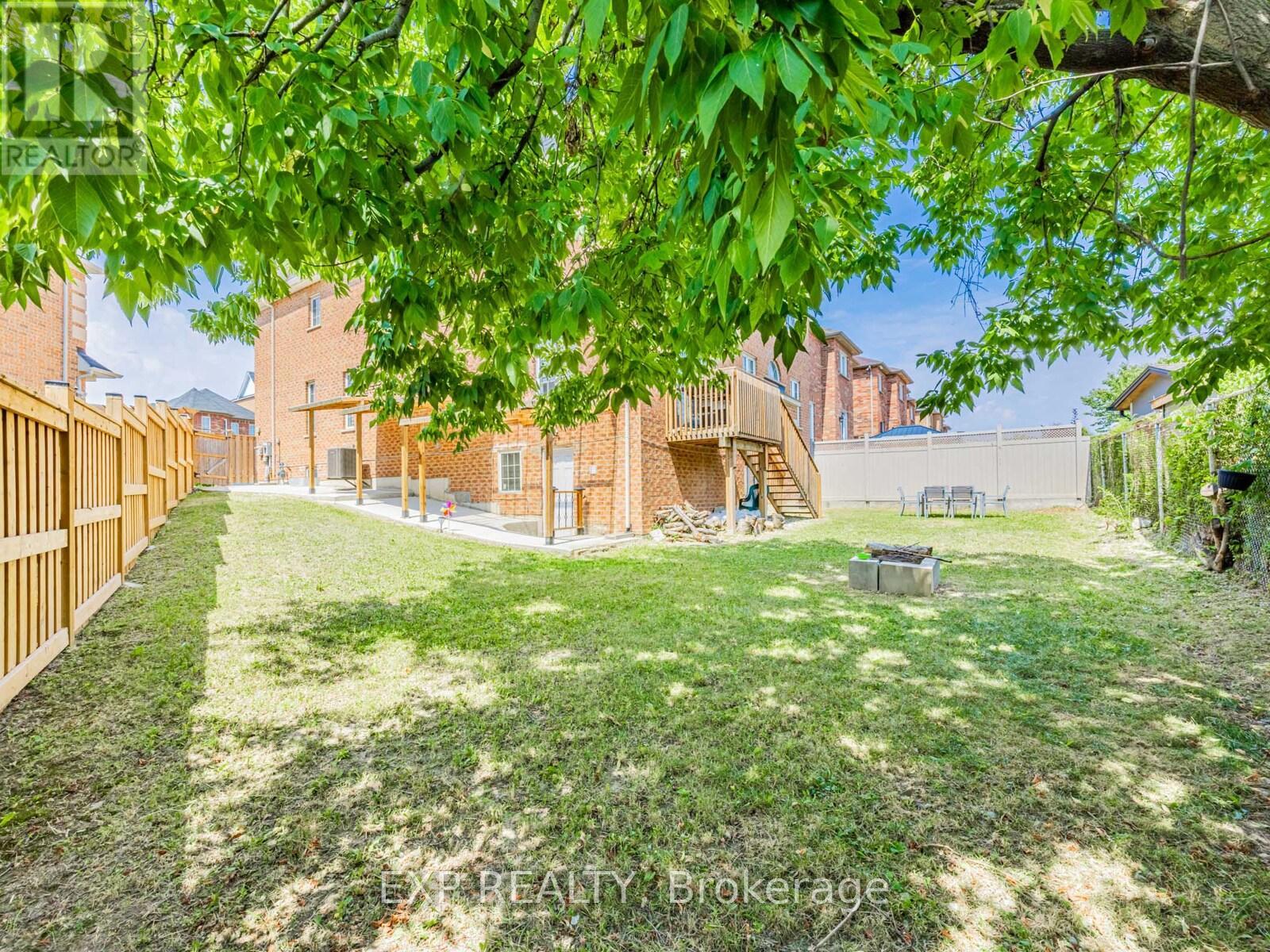 Photo 4 of 53 Fred Young Drive, Toronto ON