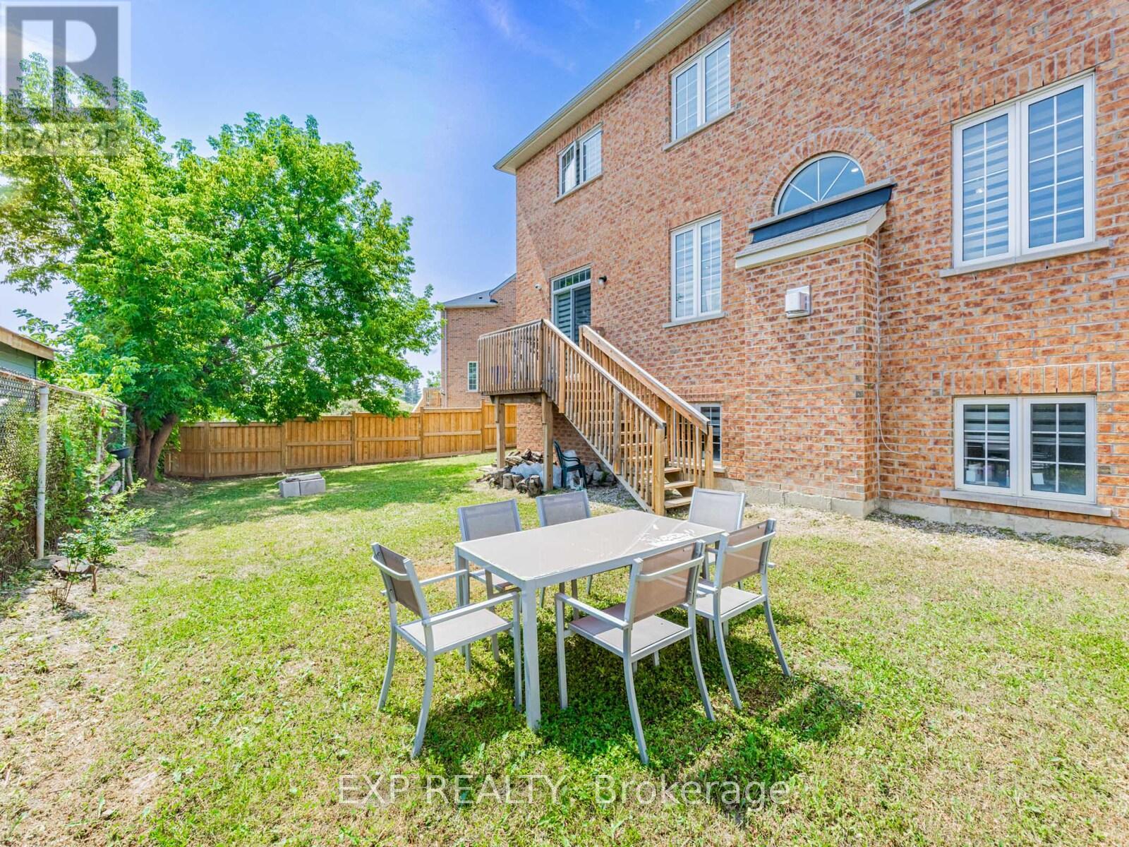 Photo 33 of 53 Fred Young Drive, Toronto ON