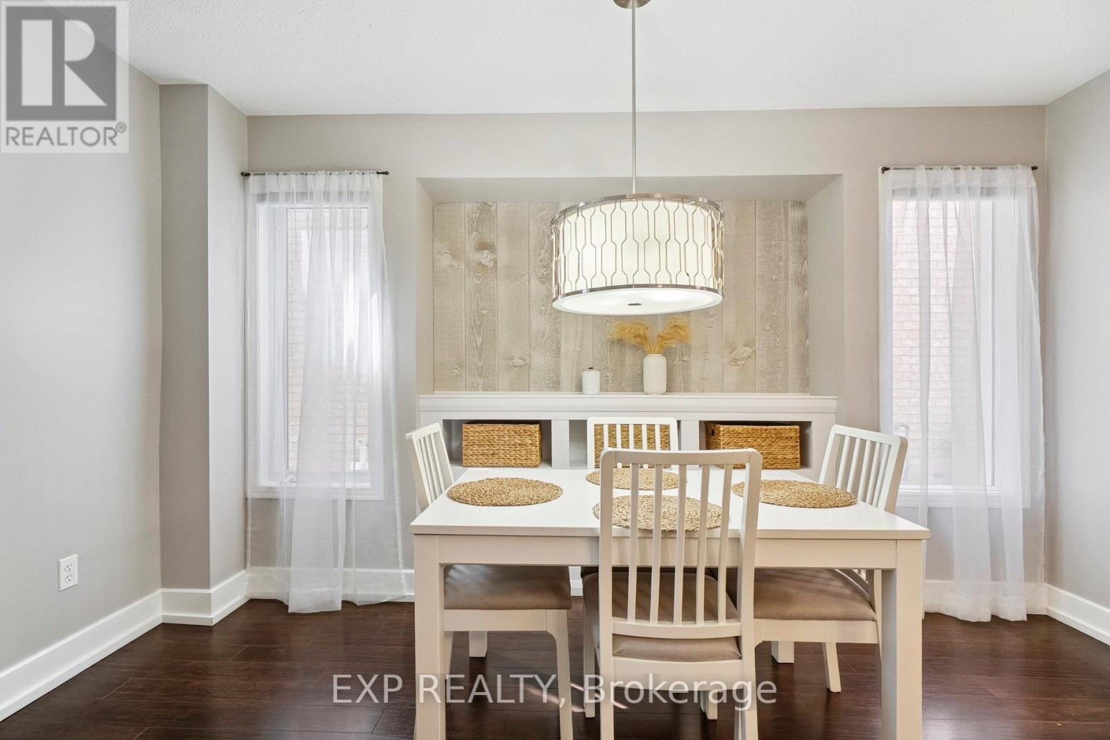 Photo 41 of 132 Harnesworth Crescent, Hamilton ON