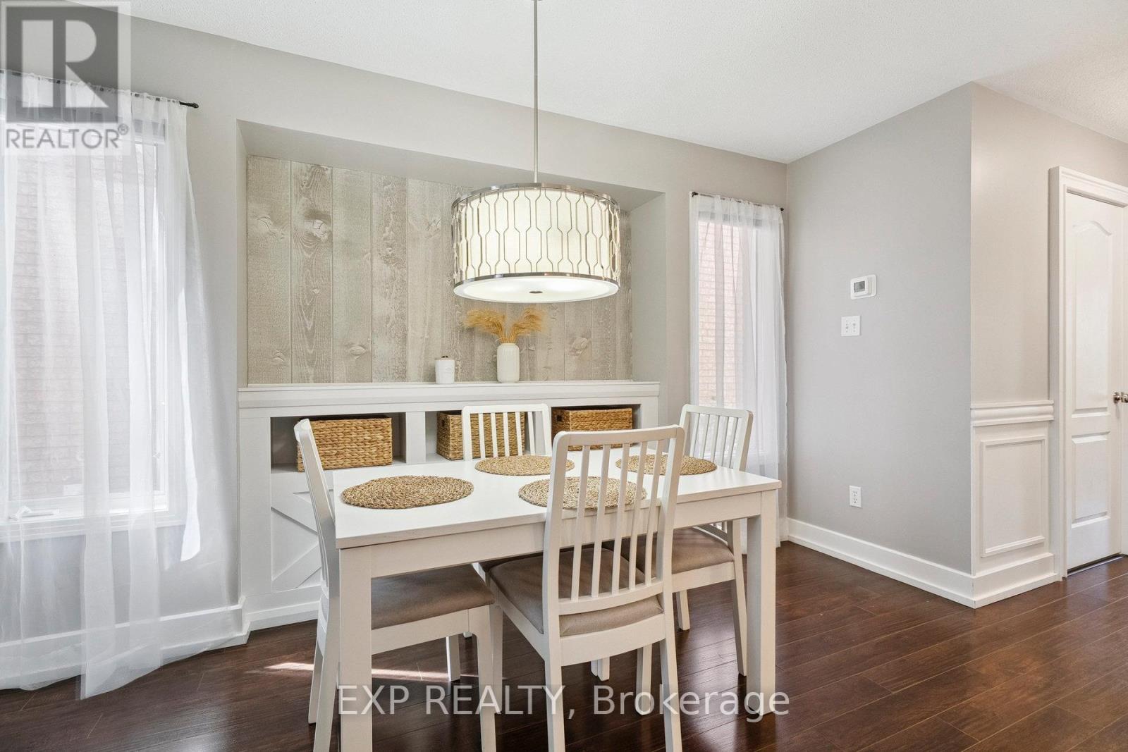 Photo 10 of 132 Harnesworth Crescent, Hamilton ON