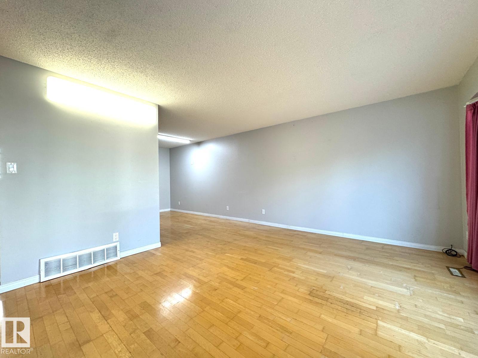 Photo 36 of 9220 172 St Nw, Edmonton AB