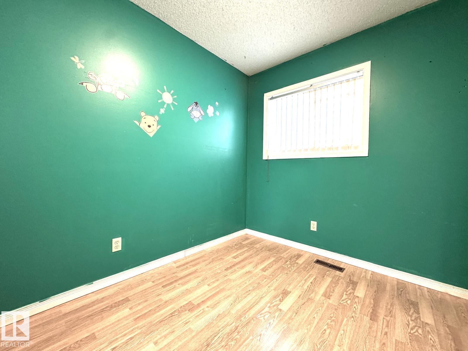 Photo 31 of 9220 172 St Nw, Edmonton AB