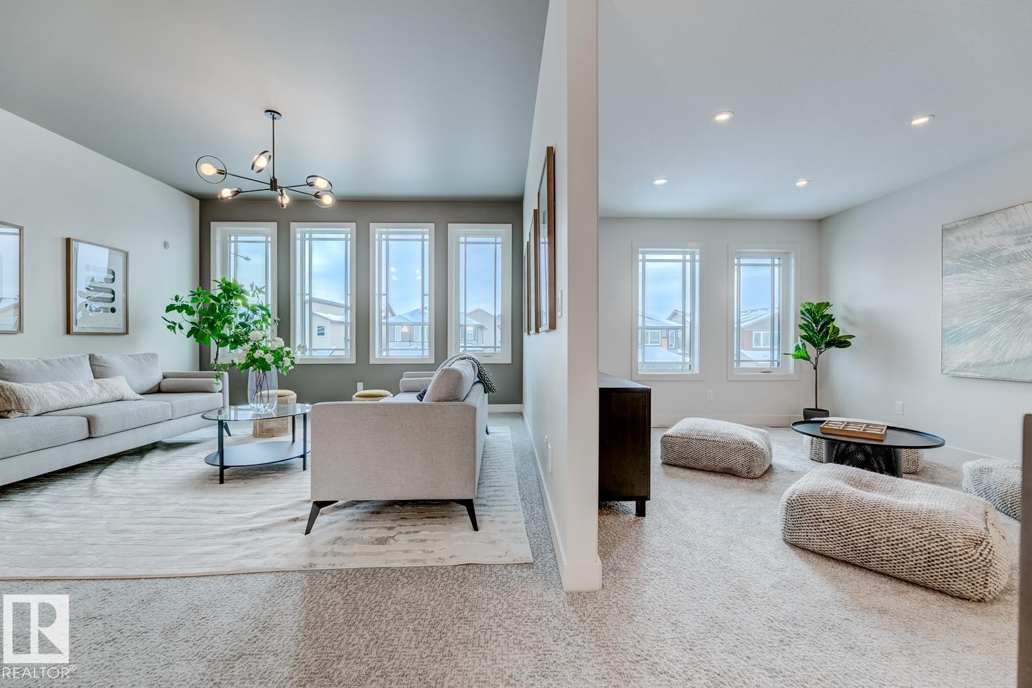 Photo 5 of 6038 Crawford Dr Sw, Edmonton AB